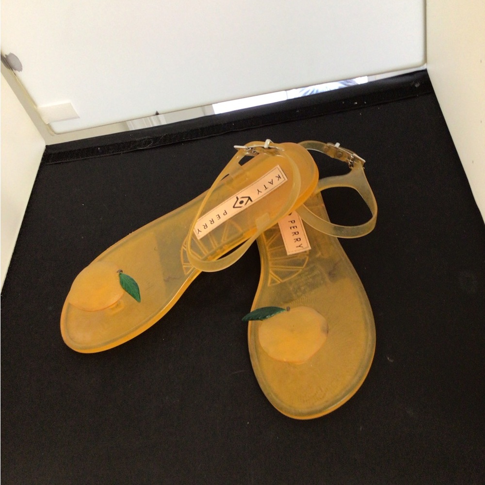 Katy Perry Collections Orange Fruit Sandals - Picture 4 of 12